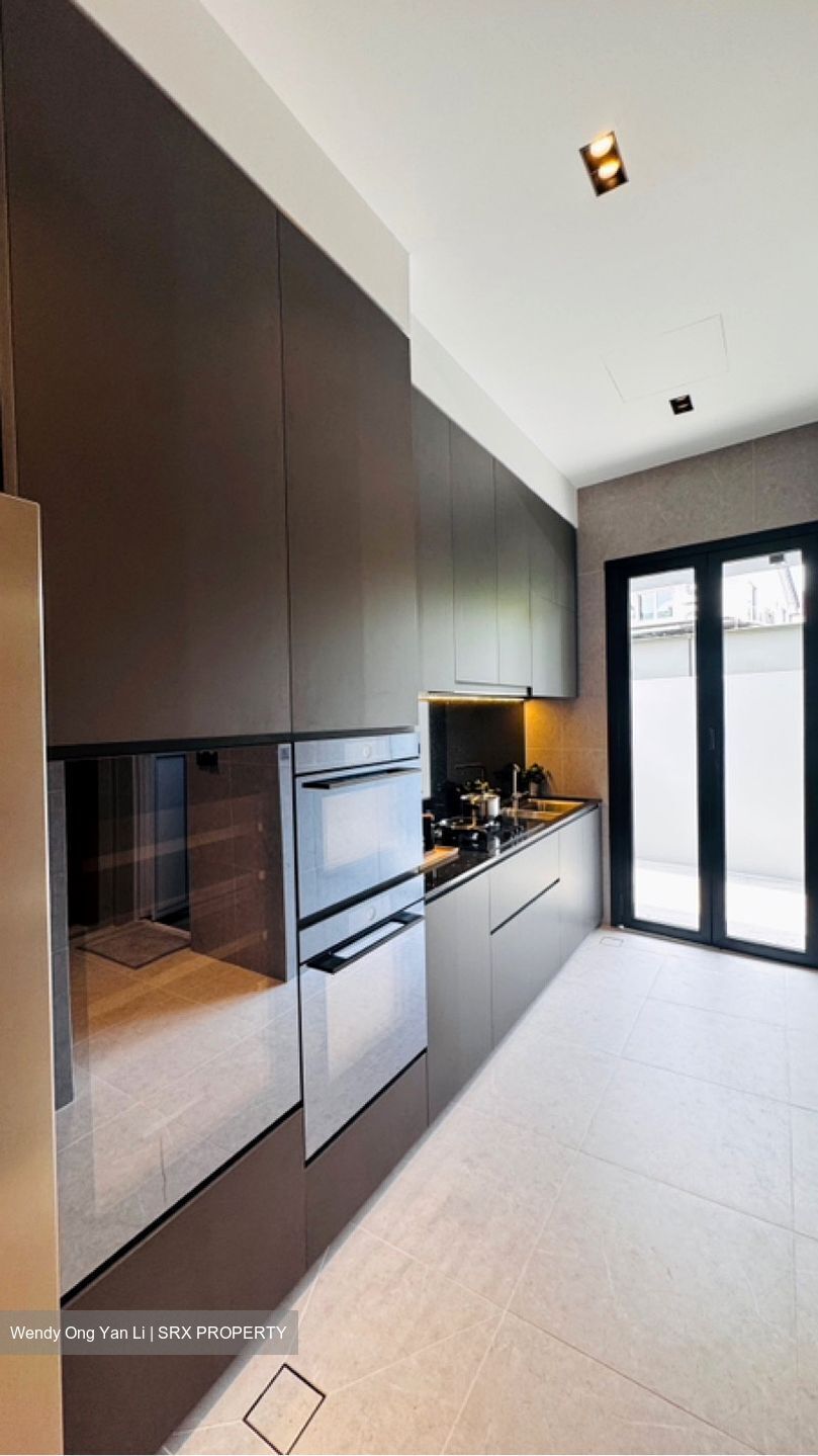 Sembawang Straits Estate (D27), Terrace #597321891